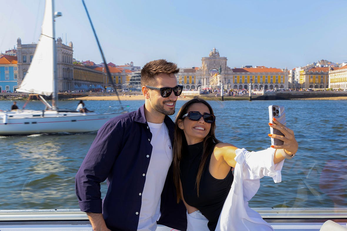 Lisbon: Tagus River Sightseeing Cruise - Photo 1 of 5