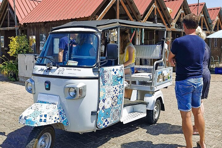 Meet Santa Luzia / Capital do Polvo / Salinas in a 100% electric Tuk Tuk - Photo 1 of 20