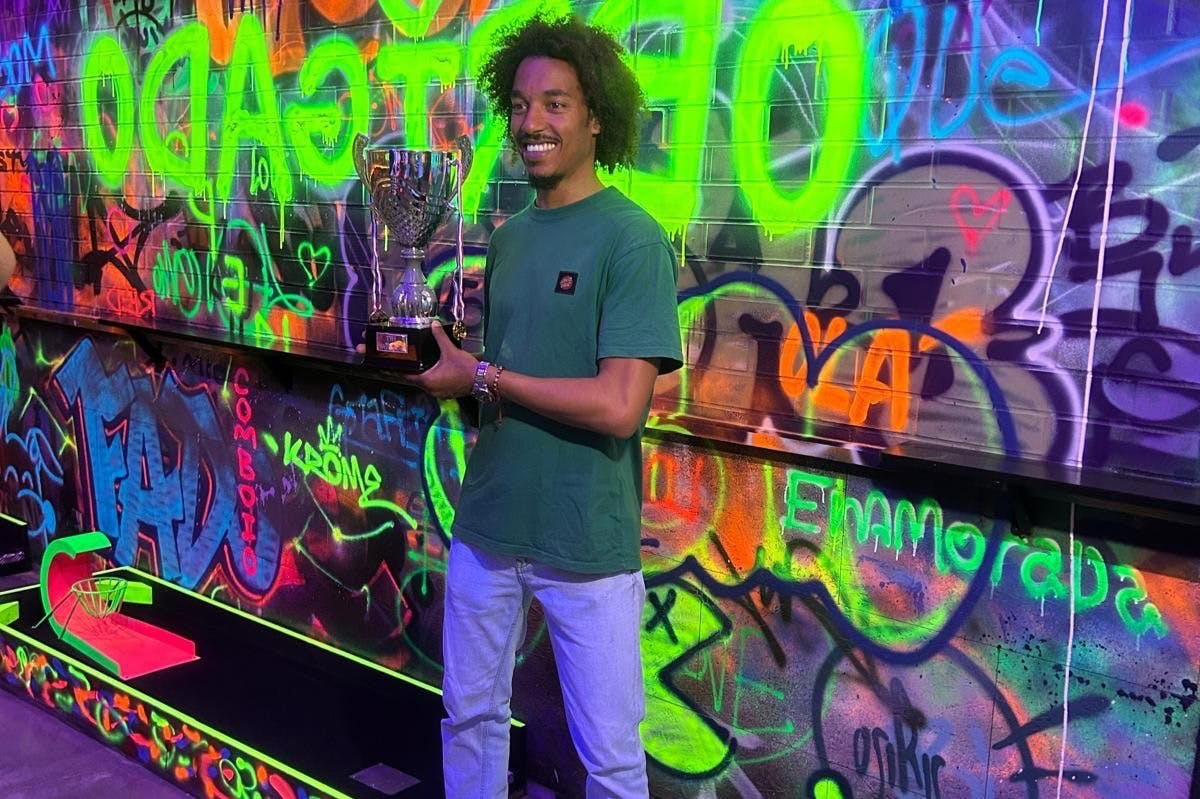 Neon Minigolf Lisbon: Fast Track Ticket - Photo 1 of 3