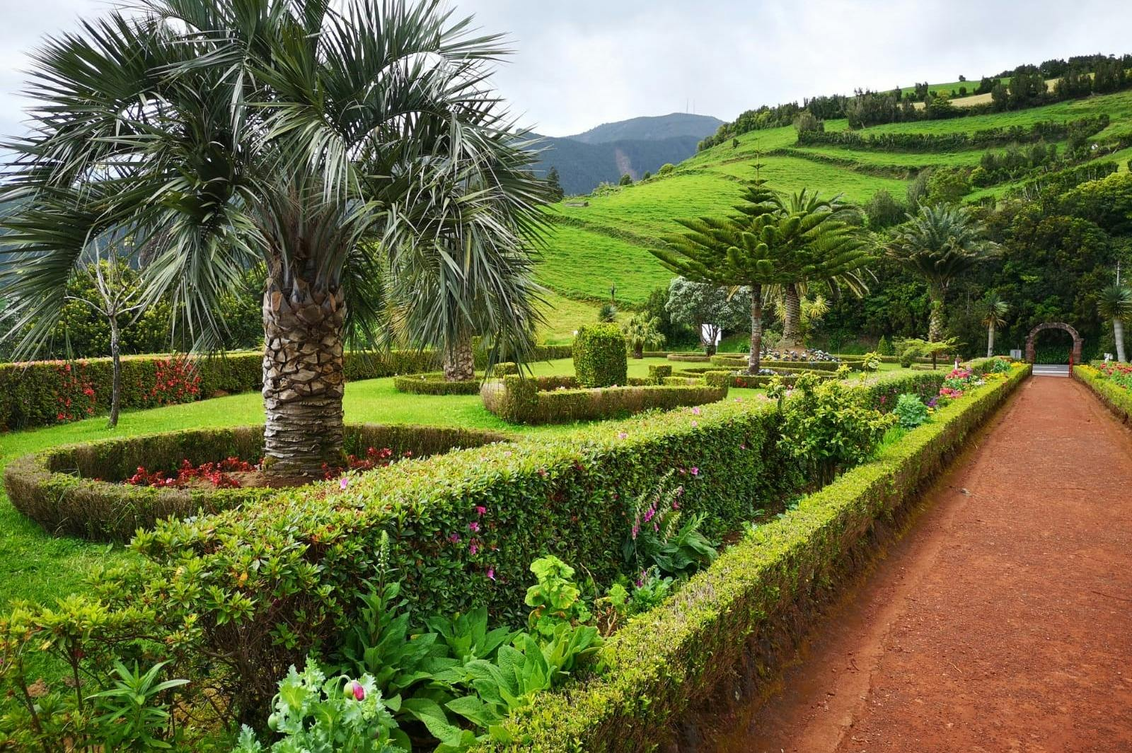 Nordeste: Waterfall, Hot Spring & Viewpoints Guided Tour - Photo 1 of 7