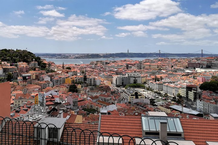 Discover Portugal’s charm as you journey from Porto to Lisbon visiting historical towns savoring local delicacies and enjoying breathtaking views along the scenic coastal route.