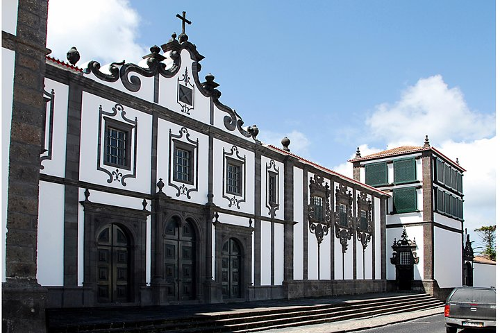 Ponta Delgada city tour(Half day) - Photo 1 of 2