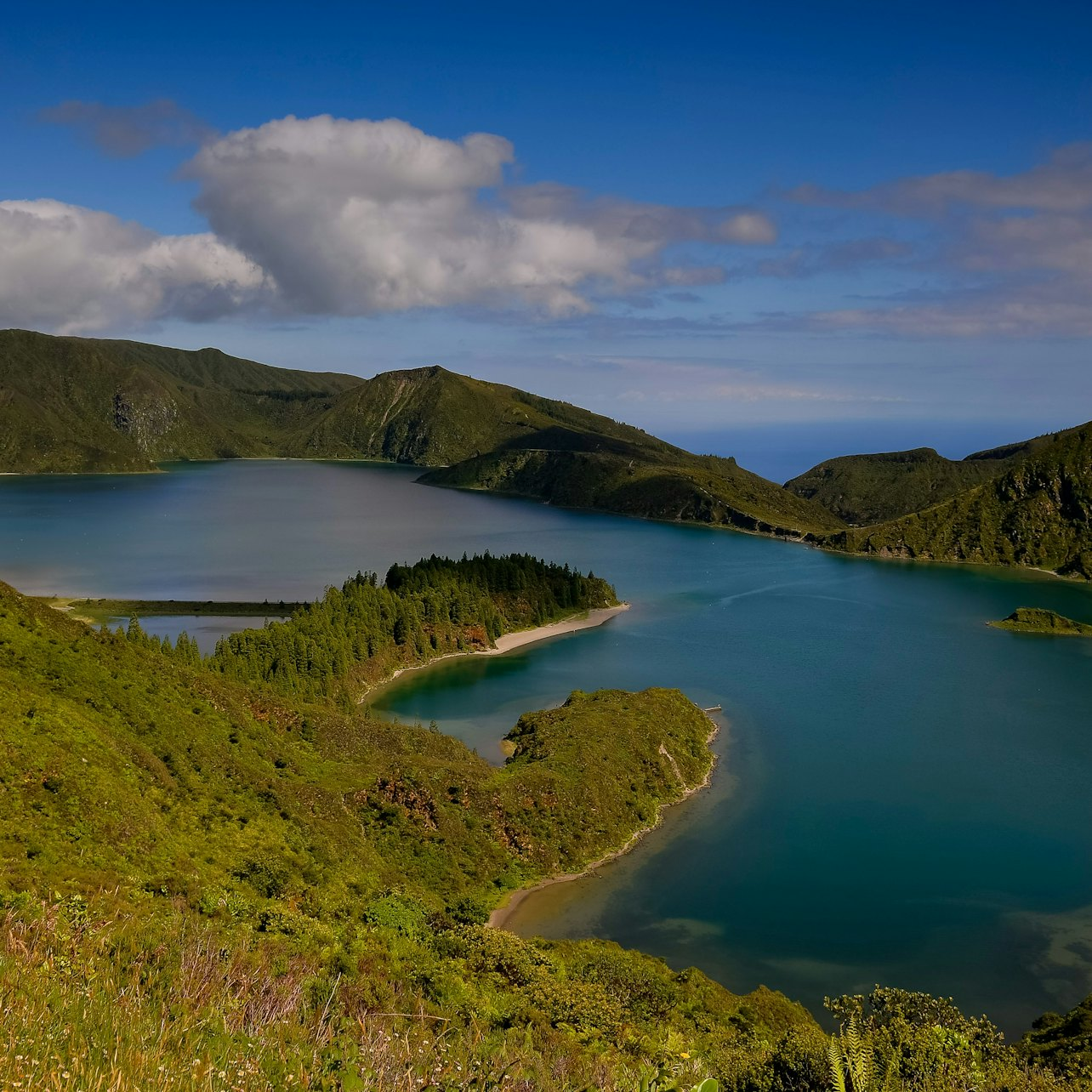 Lagoa do Fogo & Hot Springs: Day Trip from Ponta Delgada - Photo 1 of 6