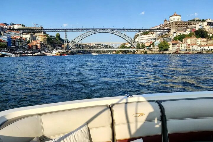 Porto: Private Tour to D. Luís Bridge (1h), group price up to 6px - Photo 1 of 25