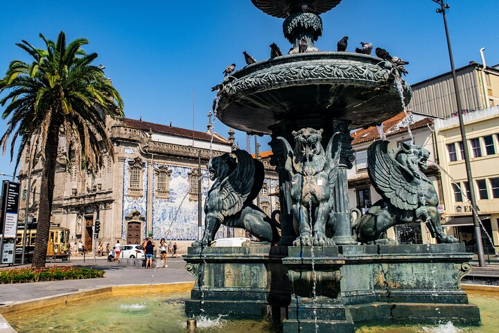 Gomes Teixeira Square