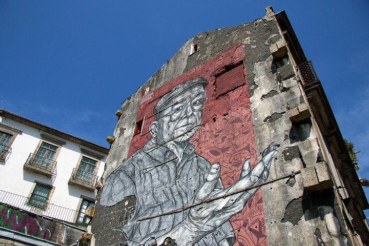 Step into Porto's urban canvas where striking murals and hidden gems await. Discover local artistry while exploring galleries all while capturing unforgettable moments on your walking adventure.