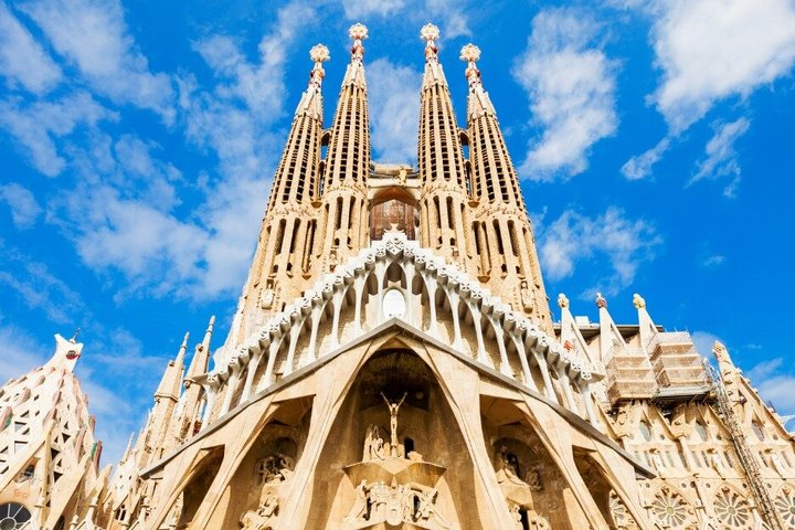 Barcelona: Sagrada Familia Skip-the-Line Private Family Tour - Photo 1 of 6
