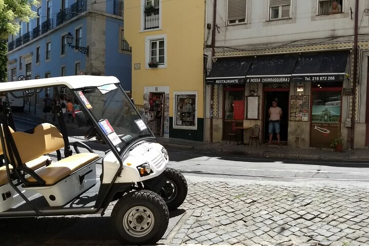 Private Tuktuk Tour - Amazing Old Town Lisbon- w/ pickup hotel - Photo 1 of 11