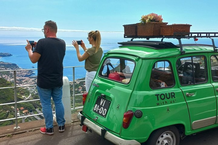 Madeira Tour (3h) with Regional Flavours - Photo 1 of 25
