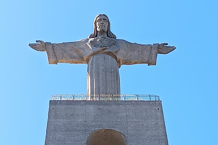 Private Visit to the Sanctuary of Cristo-Rei with Hiking - Photo 1 of 9
