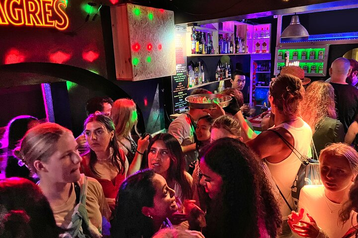 Lisbon PubCrawl - Unlimited Drinks, shots and V.I.P club entry - Photo 1 of 5