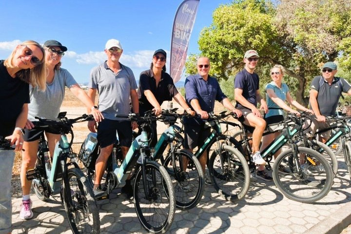 Ferragudo Self-Guided E-Bike Rental: Fat Bikes & Electric Bikes - Photo 1 of 23