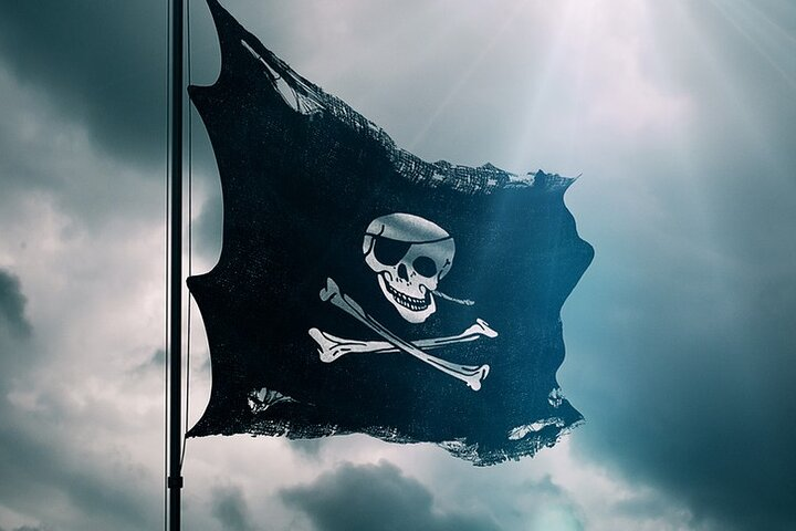 Storytelling Pirates and Corsairs in the Azores - Photo 1 of 7