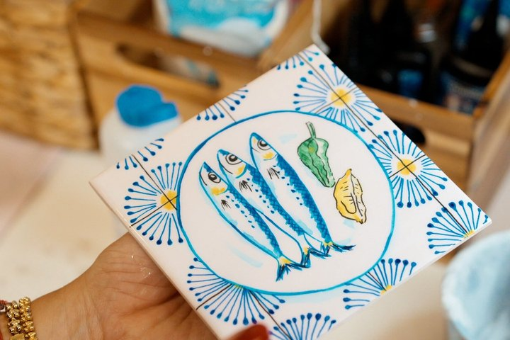 Tile Painting and Cocktails in Downtown Porto - Cathedral - Photo 1 of 25