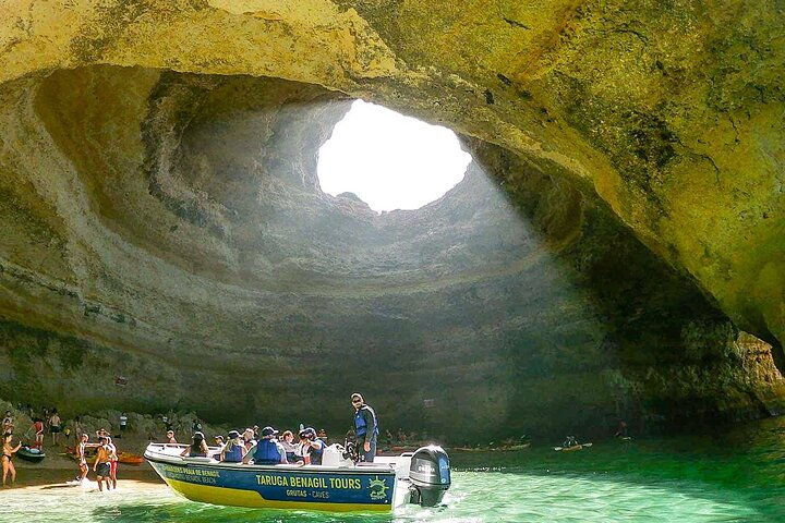 Traditional Tour - Benagil Cave - Photo 1 of 25