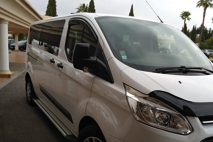 Private transfers between Faro and Bensafrim - Photo 1 of 4