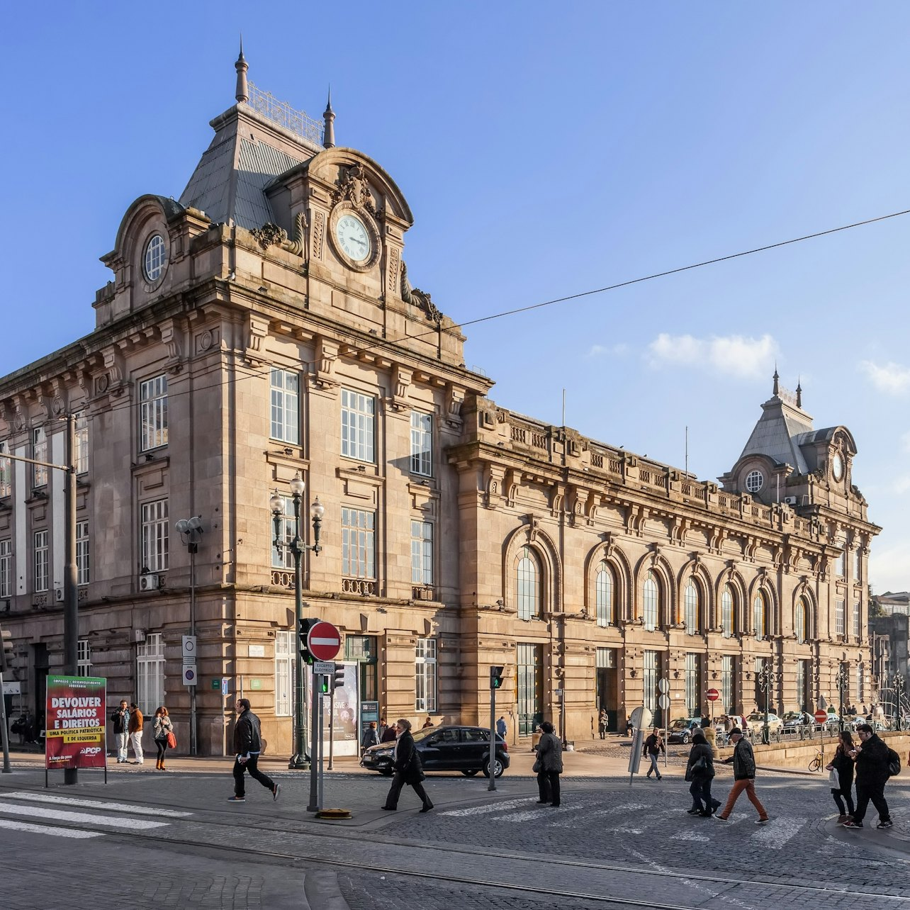 Porto: Tuk Tuk City Tour - Photo 1 of 3