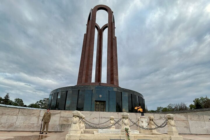 Contrasts of Communism - Small Group Walking Tour in Bucharest - Photo 1 of 9