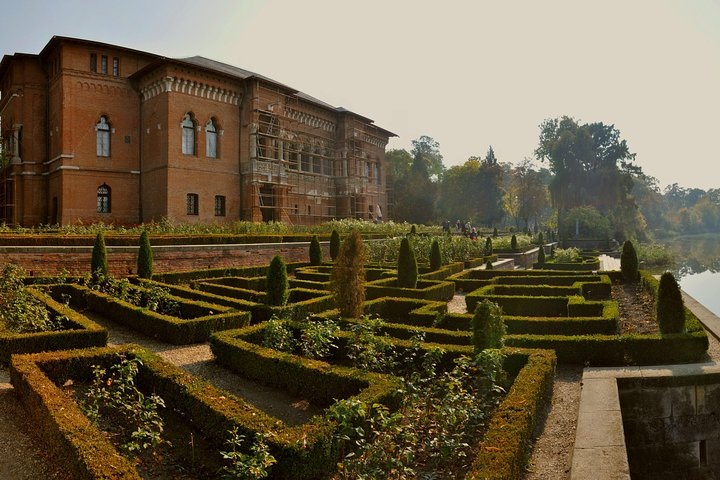 Explore BUCHAREST Surroundings - Photo 1 of 2