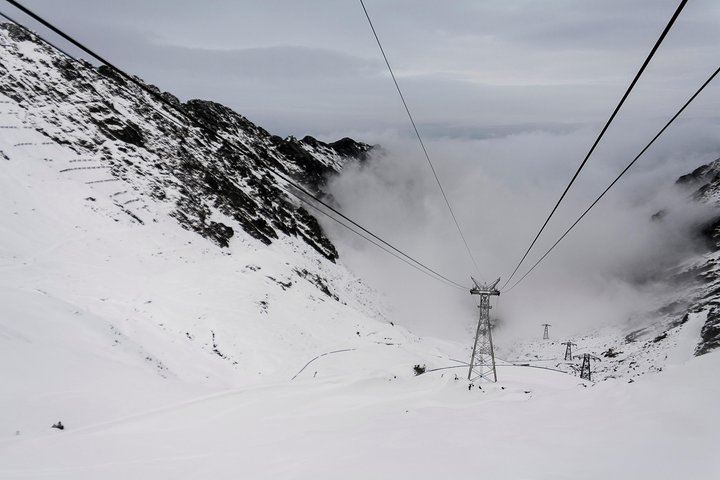 From Brasov: Transfagarasan road by cable car - winter day trip - Photo 1 of 9