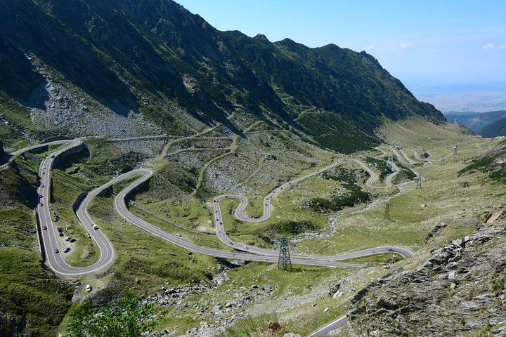 One day tour Transfagarasan road , Balea waterfall, Balea lake - Photo 1 of 6