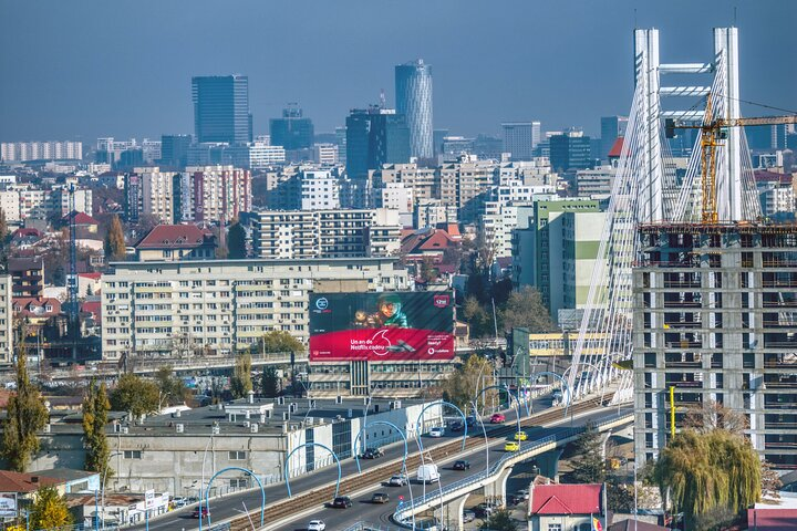 Private Transfer from Bucharest to Brasov with 2h Sightseeing and Local Driver - Photo 1 of 5