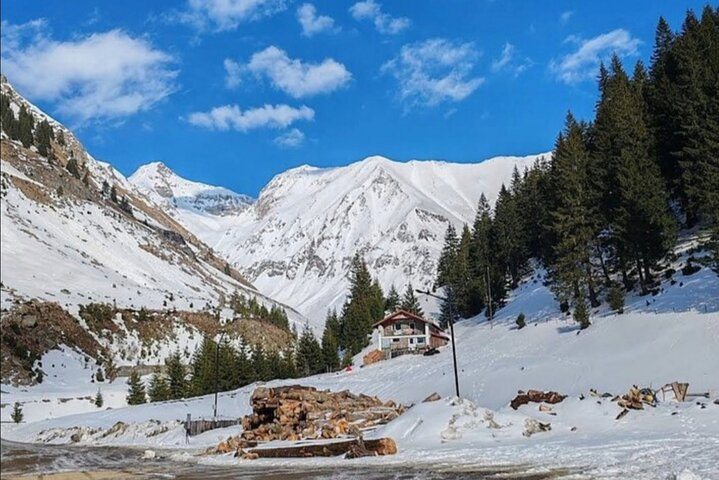 Small-group max 7 - Top Gear Road - Transfăgărăşan Highway  - Photo 1 of 13