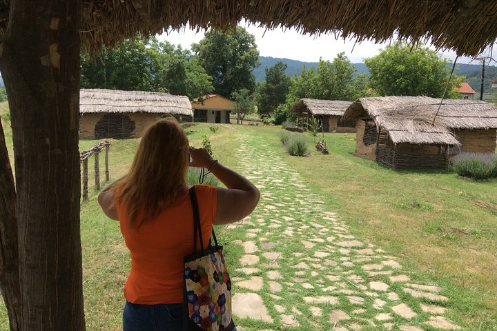 Devil's Town Day Tour - Photo 1 of 9