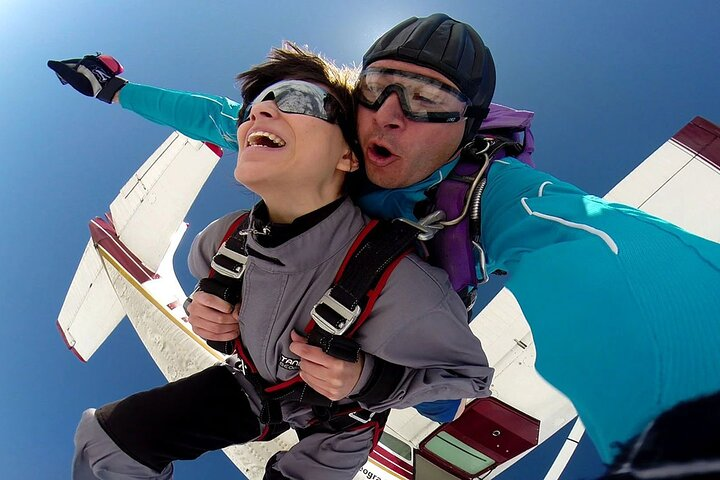 Private Skydiving Experience In Belgrade - Photo 1 of 14