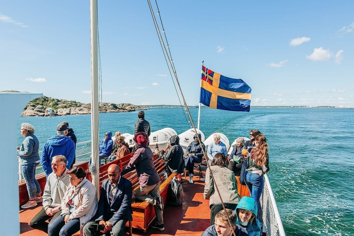 Archipelago Tour with Guide in Gothenburg - Photo 1 of 10