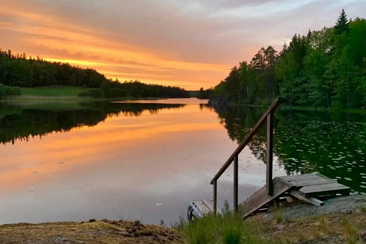Stockholm: Sunset Hike in Tyresta National Park with Meal - Photo 1 of 20