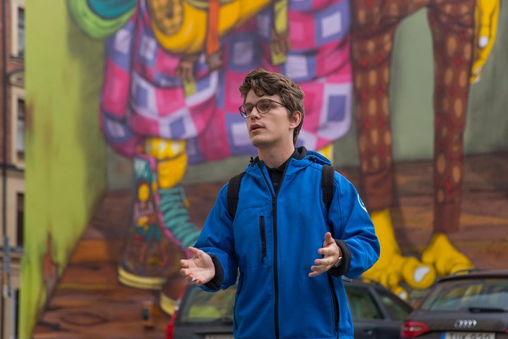 Discover the bohemian island! 