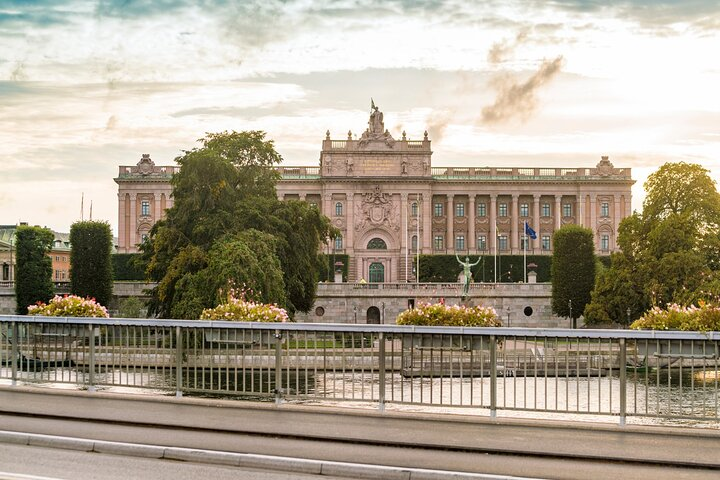 Explore the majestic Royal Palace where history intertwines with stunning architecture. Discover royal treasures and immerse yourself in Stockholm's heritage during a private tour of this iconic landmark.