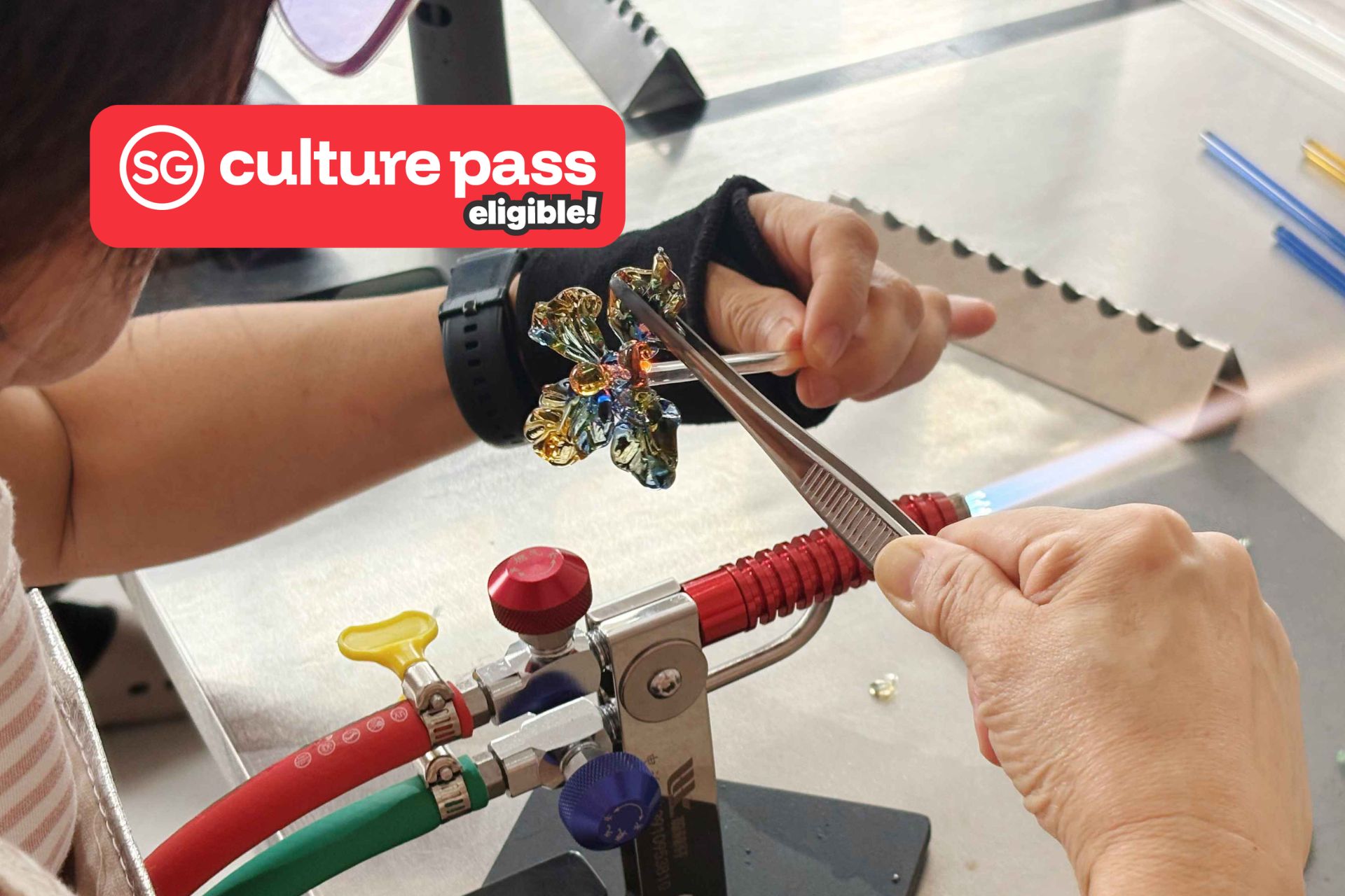 Floral Lampworking Workshop by Gurasu House - Photo 1 of 4