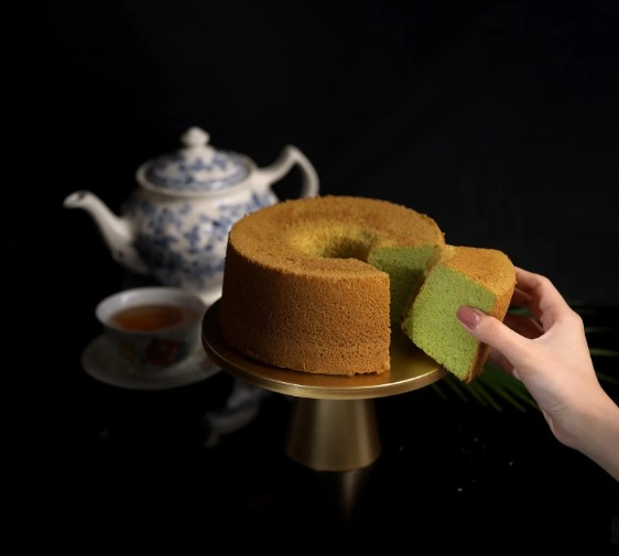 Pandan Chiffon Cake - Photo 1 of 1
