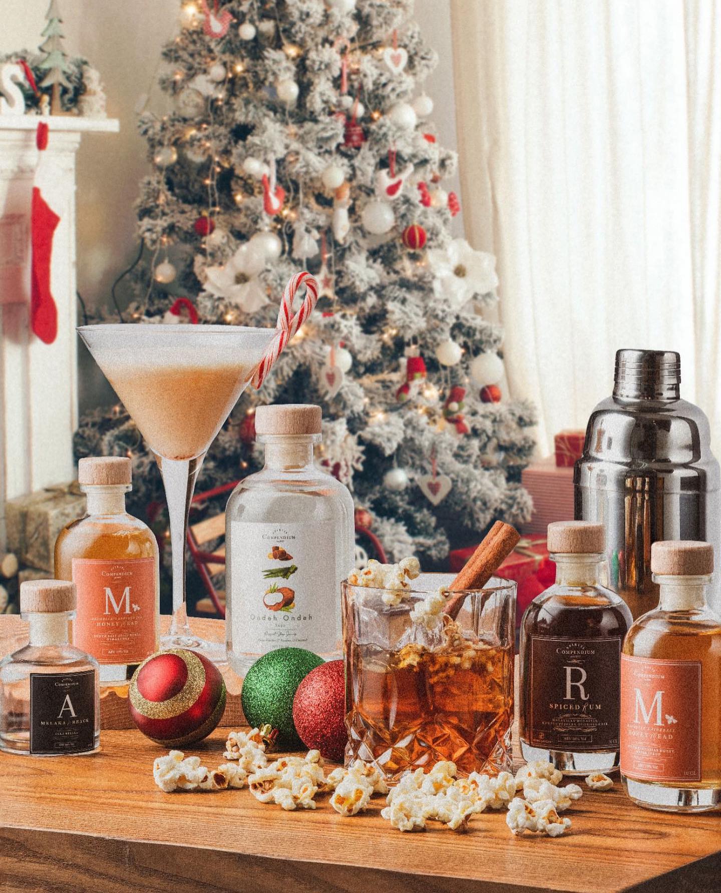 Sip on inventive cocktails crafted from everyday ingredients while surrounded by festive decor making for a unique and memorable experience in Singapore’s intimate home bar setting.
