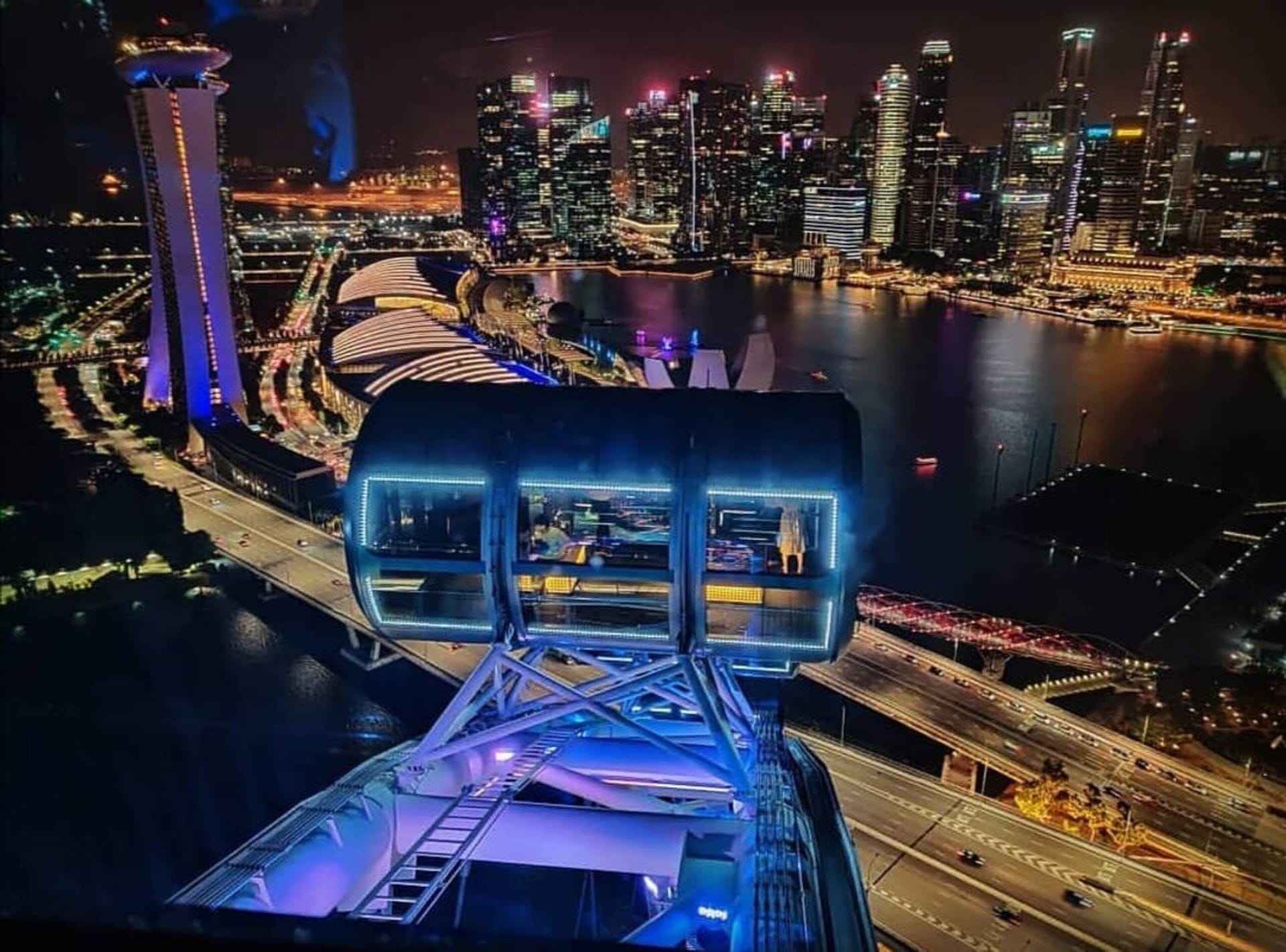 0522-0614_singapore-flyer-time