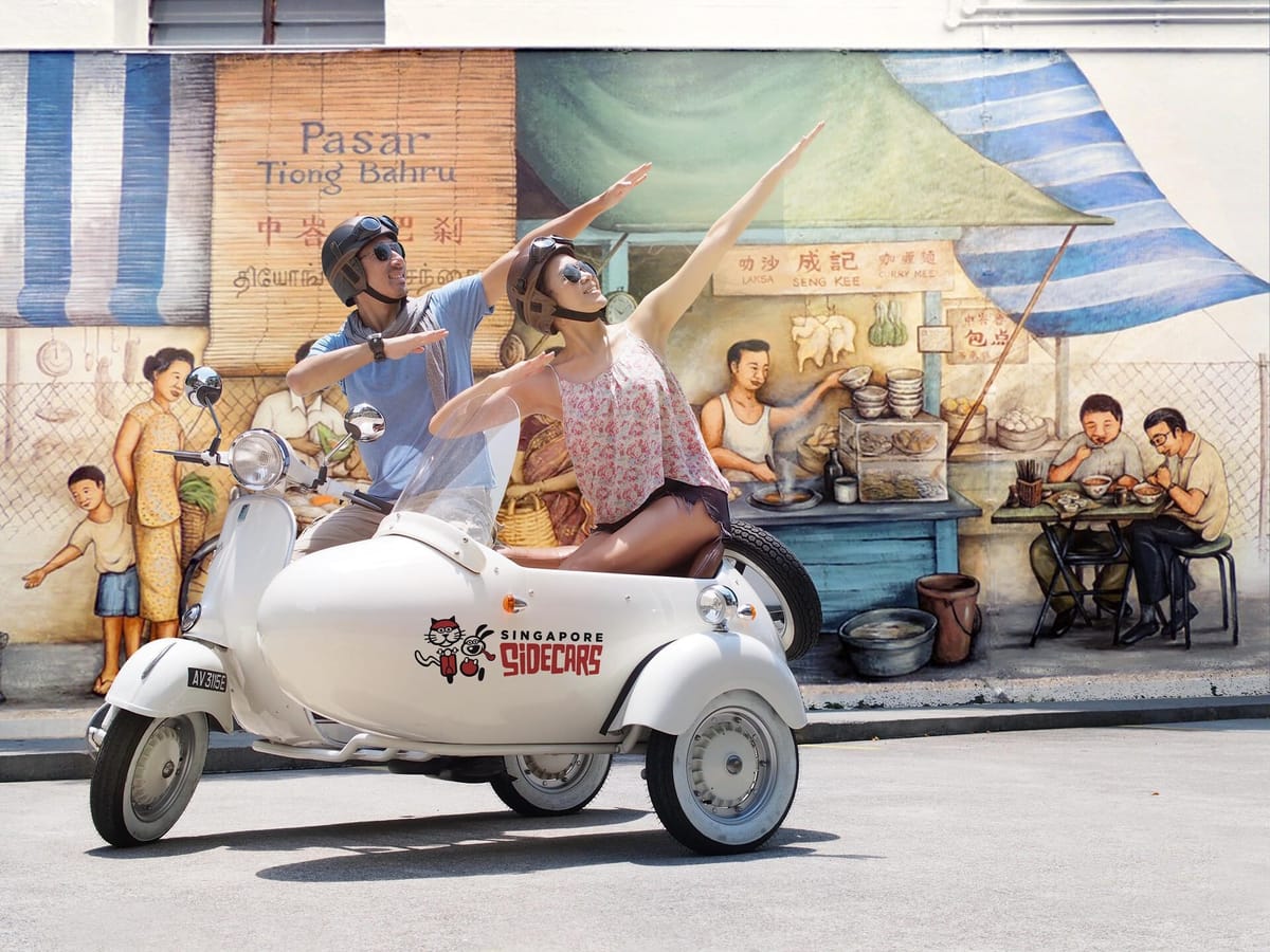 シンガポール の シンガポール市内のビンテージ ベスパ サイドカー