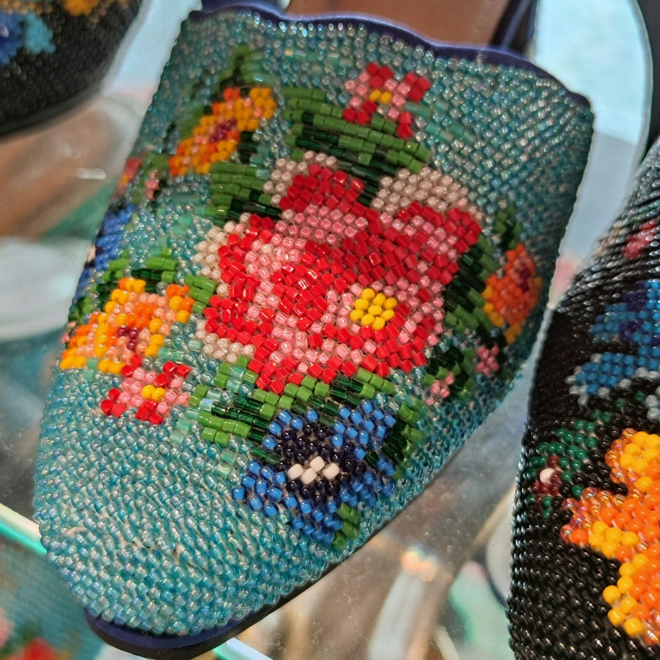 Singapore: Peranakan Museum, Cuisine, and Hidden Treasures Tour - Photo 1 of 4