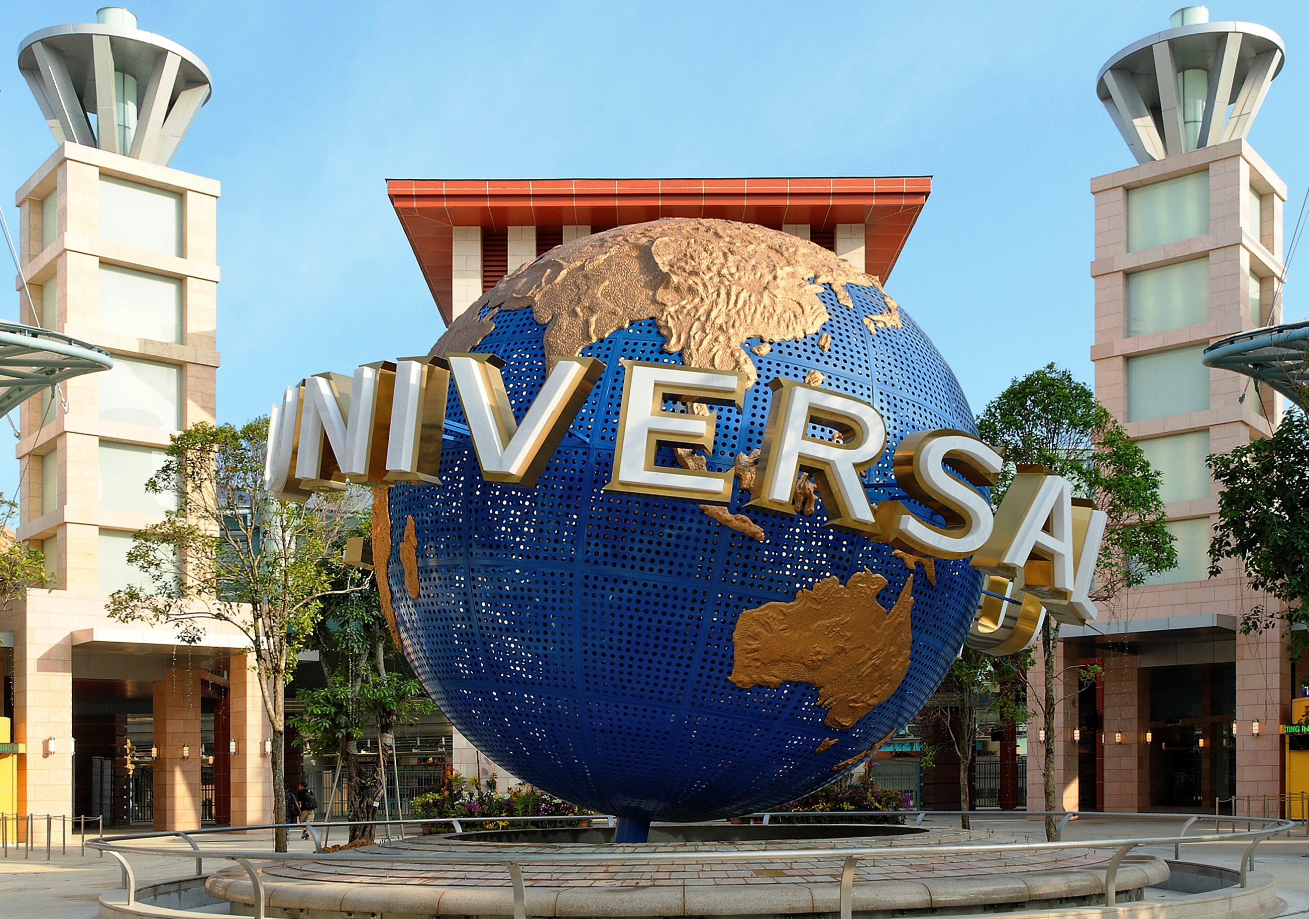 Experience the excitement of Universal Studios Singapore where lines vanish and adventures begin. Embrace the joy of iconic attractions and unforgettable moments for all ages.