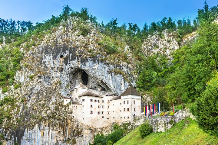 Predjama Castle