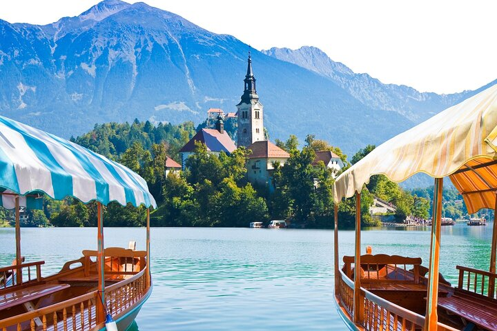 Private tour of the best of Ljubljana - Sightseeing, Food & Culture with a local - Photo 1 of 6