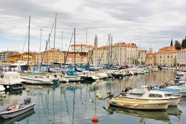 Romantic private tour in Piran - Photo 1 of 2
