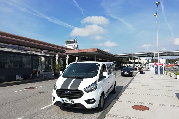 Transfer from Piran / Portoroz to Ljubljana Airport - Photo 1 of 3
