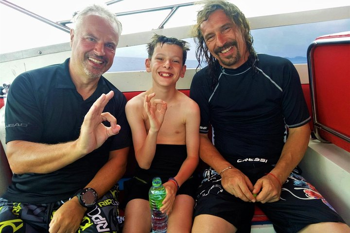 1-Day Bubble Maker (Open Sea) - Photo 1 of 8