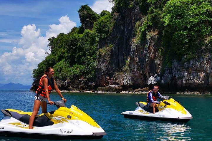 Experience the joy of gliding over crystal-clear waters exploring stunning coastlines and discovering hidden gems. Enjoy fun moments on jet skis with friends surrounded by breathtaking nature.