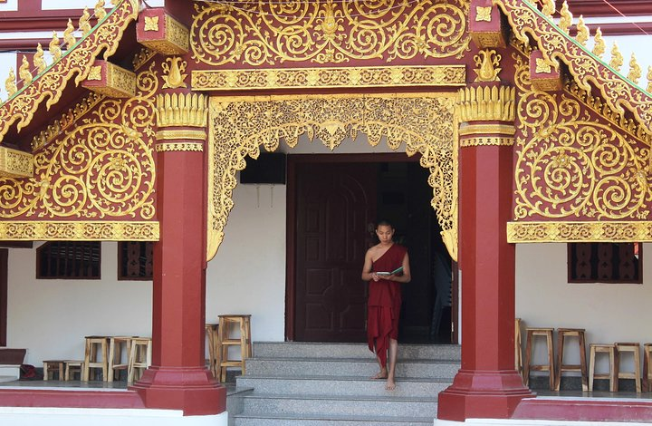 Chat with a Monk -1