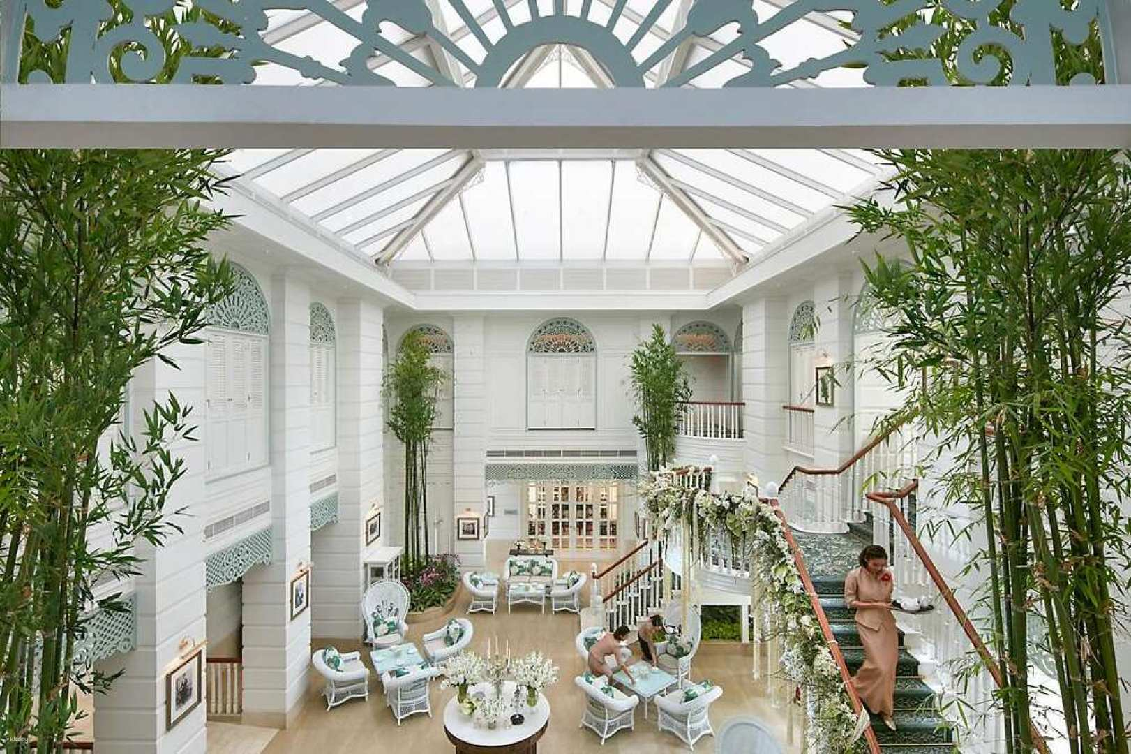 Savor the elegance of afternoon tea at Osus Lounge where the serene Chao Phraya River views and refined decor enhance a delightful culinary experience in Bangkok’s finest hotel.