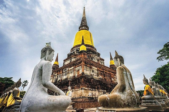 Explore the timeless grandeur of Ayutthaya where majestic ruins and serene Buddhas tell the stories of a rich history inviting travelers to immerse themselves in this UNESCO World Heritage site.