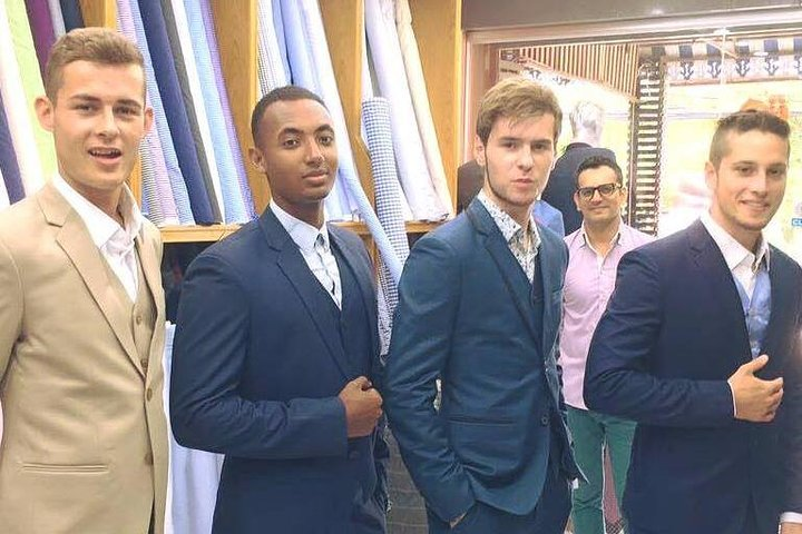 Discover the art of tailored elegance at Ash Tailor Koh Samui. Experience high-quality custom suits and shirts surrounded by a selection of premium fabrics that cater to every traveler’s style.